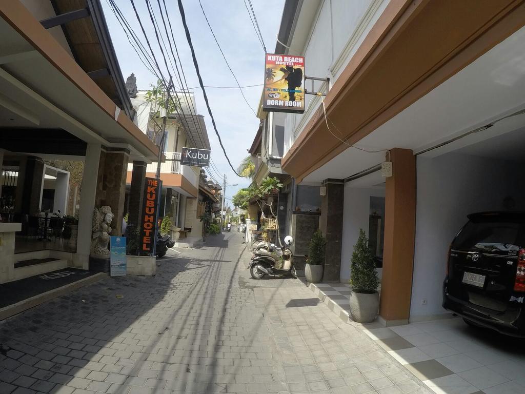 Kuta Beach Hostel Εξωτερικό φωτογραφία