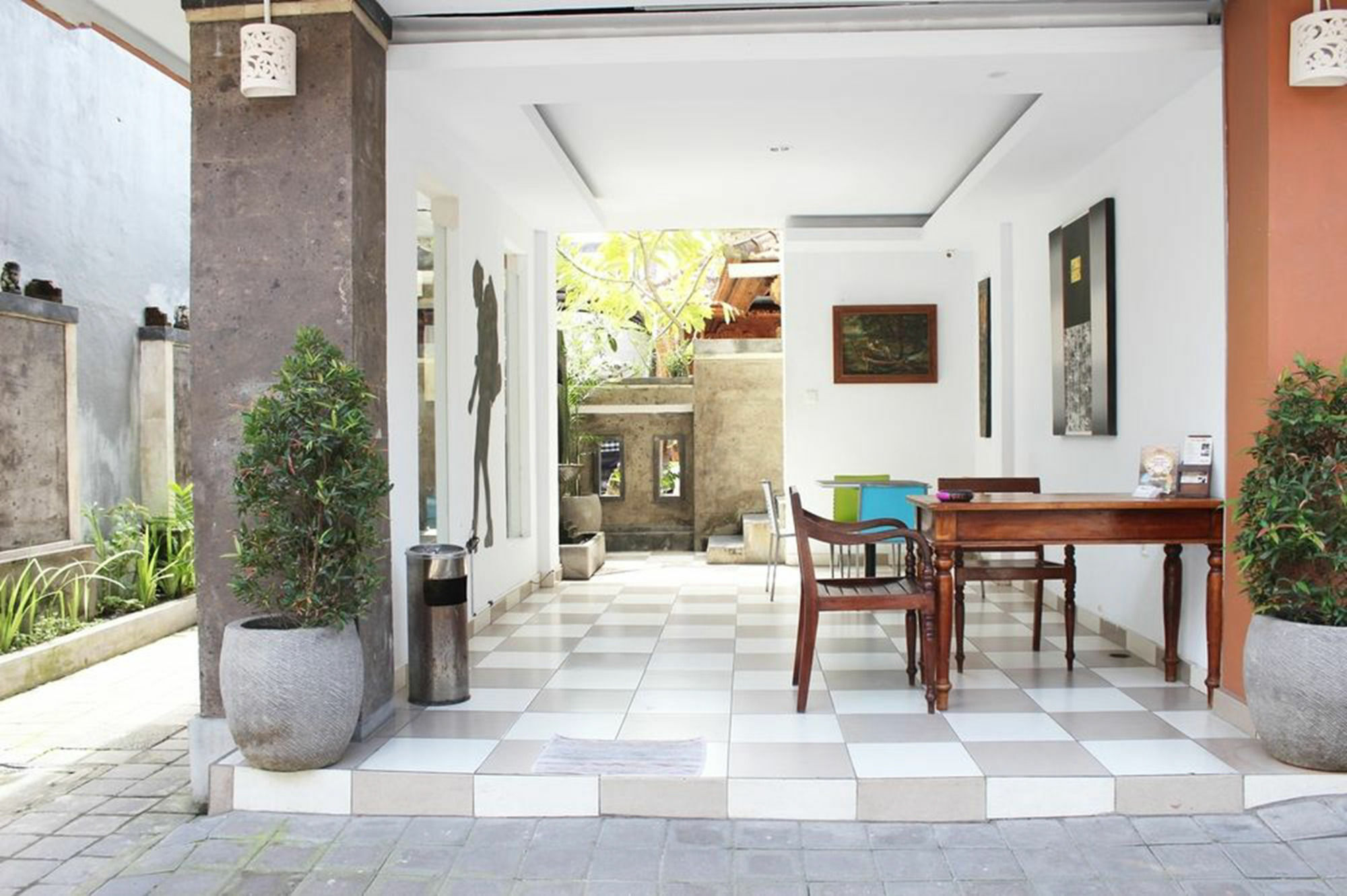 Kuta Beach Hostel Εξωτερικό φωτογραφία